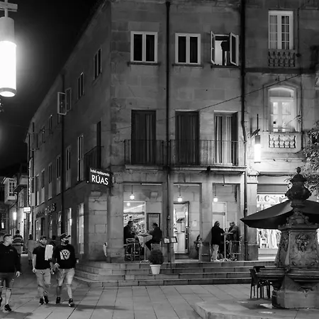 فندق Restaurante Ruas *