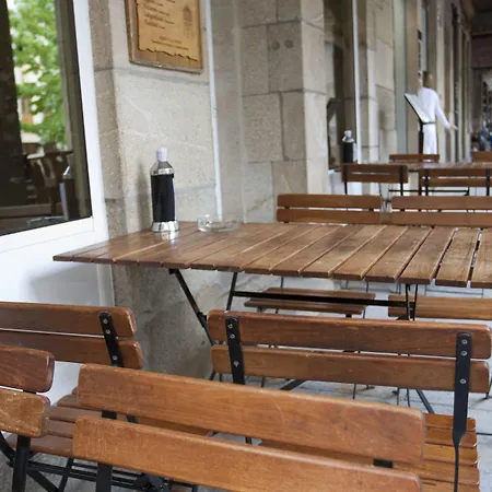 Restaurante Ruas فندق *