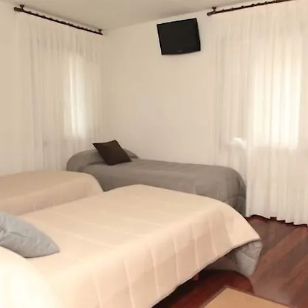 Restaurante Ruas فندق *