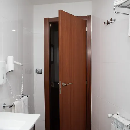 Hotel Restaurante Ruas *