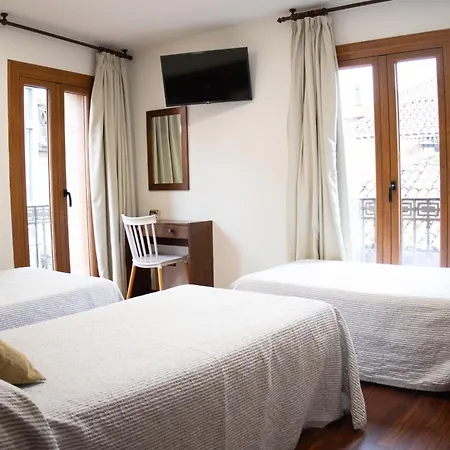 فندق Restaurante Ruas بونتيفيذرا