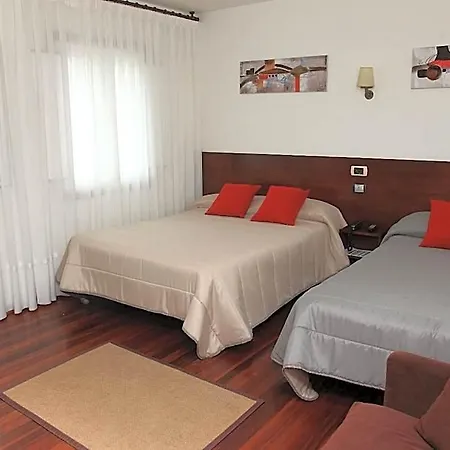 Hotel Restaurante Ruas *
